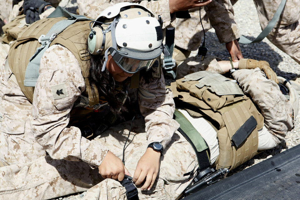 På med turniké. Illustrasjonfoto: US Military. Kilde: Wikimedia Commons