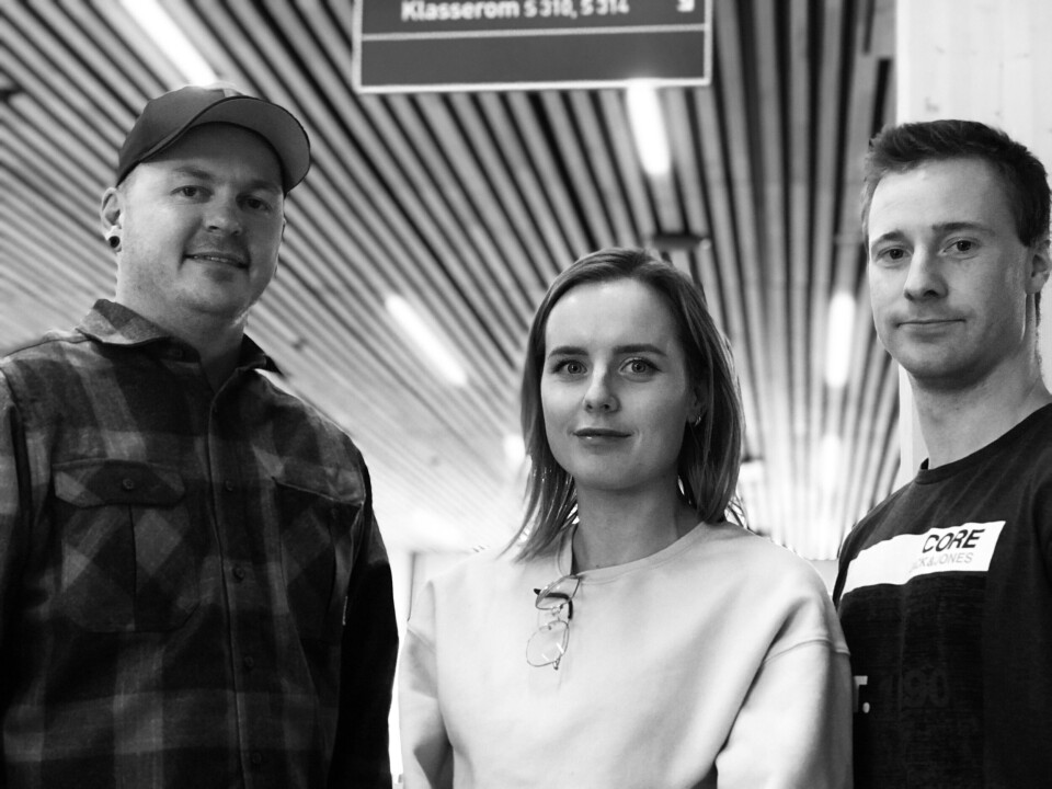 Ambulanse-ansatte på etterutdanning: Kjell Einar Lie (fra venstre) i Porsgrunn, Lucie Finseth ved Sykehuset Helgelandskysten og Sykehuset Innlandet og Knut Anders Saglien fra Dokka. (