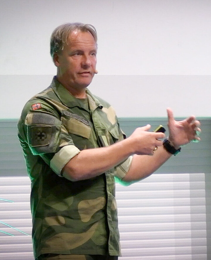 Sjefslege Jørn Einar Rasmussen i Hæren kommer til AmbulanseForum mandag 1. september for å holde foredrag om massetriage, og har workshop om samme tema.