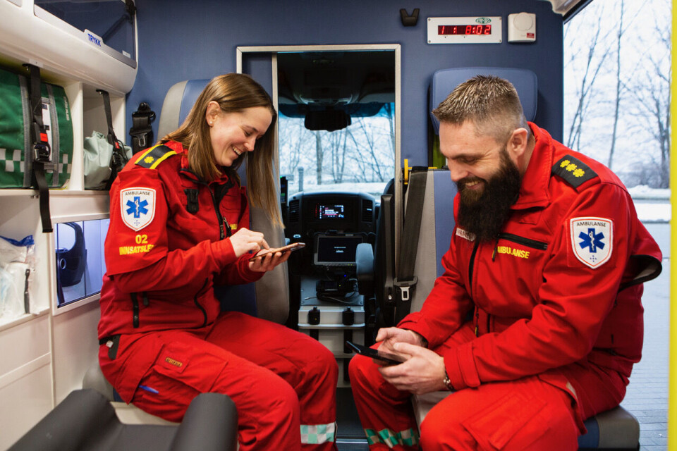 Hanne Jørum og Lars Fellmann er 'ambassadører' for en ny spillapp for prehospital traumetriage.