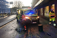 To splitter nye ambulanser krasjet med hverandre i Tønsberg – den ene gikk rundt